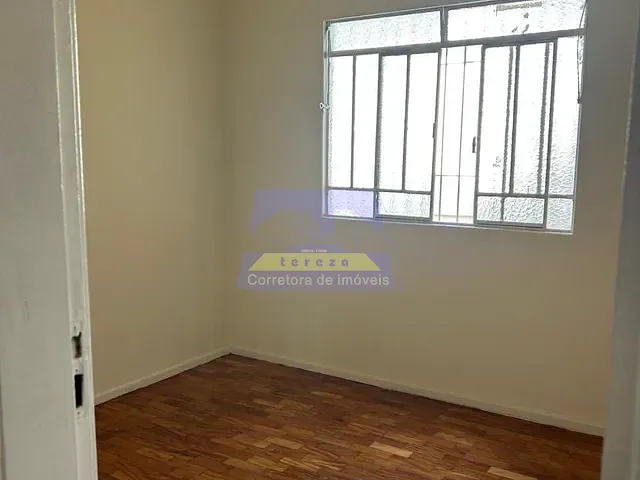 Casa 6 quartos e 2 banheiros, à venda, no bairro Amazonas em Itabira