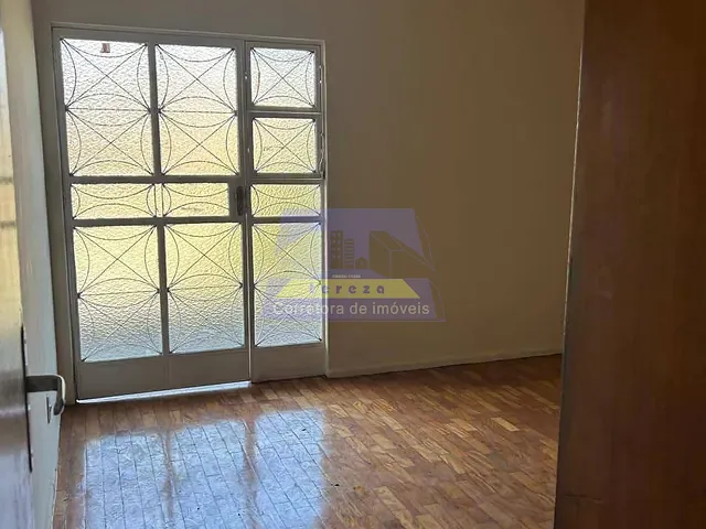 Casa 6 quartos e 2 banheiros, à venda, no bairro Amazonas em Itabira