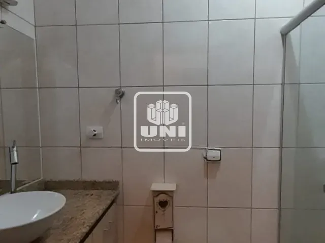 Casa com 250m² 3 quartos e 3 banheiros, à venda, no bairro Cidade Jardim em Jacareí
