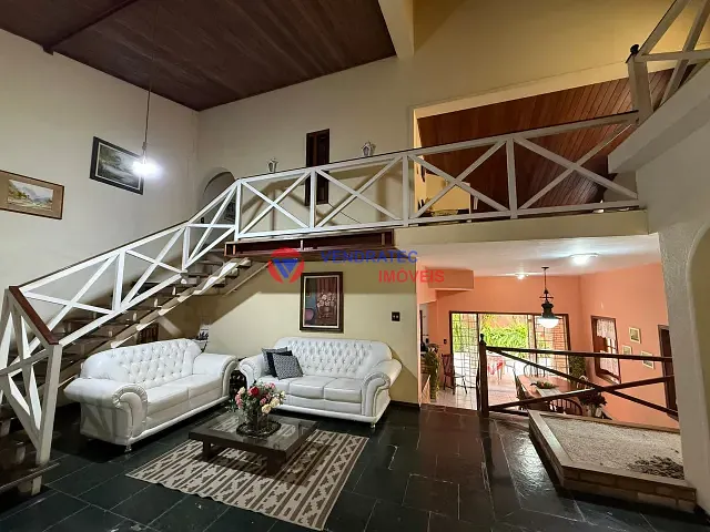 Casa 3 quartos e 4 banheiros, à venda, no bairro Granja Olga II em Sorocaba