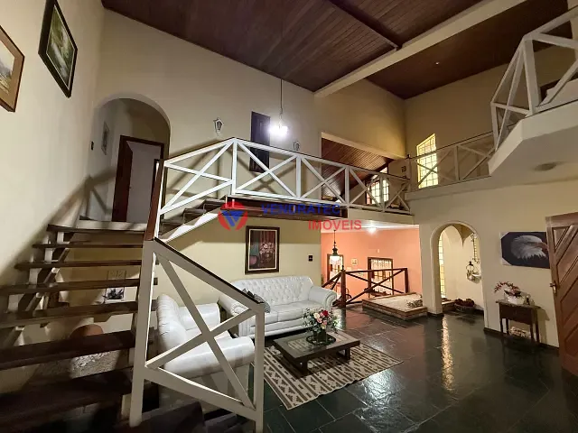 Casa 3 quartos e 4 banheiros, à venda, no bairro Granja Olga II em Sorocaba