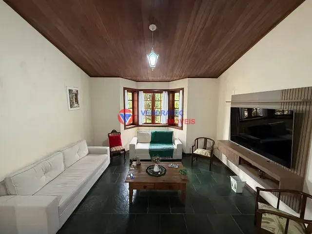Casa 3 quartos e 4 banheiros, à venda, no bairro Granja Olga II em Sorocaba