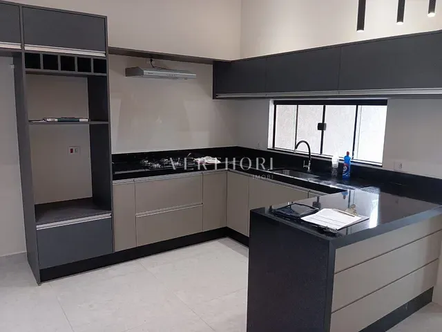 Casa 2 quartos e 2 banheiros, à venda, no bairro Jardim Ecoville I em Cambé