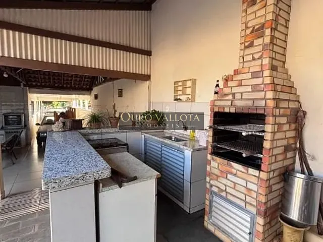 Casa com 520m² 4 quartos e 3 banheiros, à venda, no bairro Jardim Capela em São Paulo