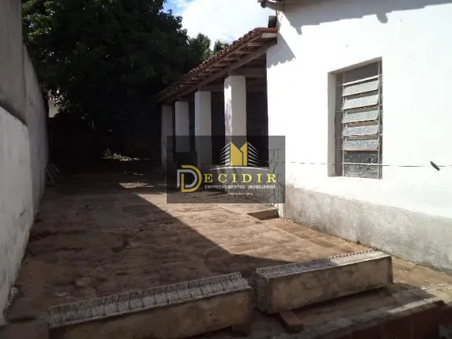 Casa com 1615m² 3 quartos e 2 banheiros, à venda, no bairro Jardim Guanabara em Campinas
