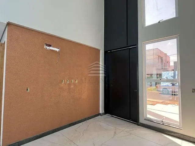 Casa com 310m² 3 quartos e 5 banheiros, à venda, no bairro Uruguai em Teresina