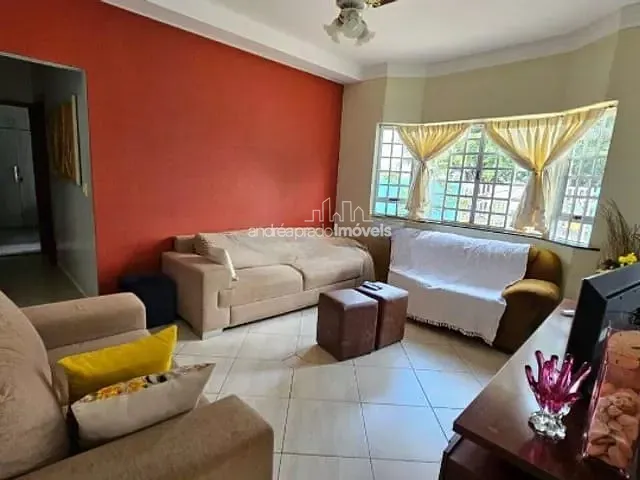 Casa com 317m² 3 quartos e 3 banheiros, à venda, no bairro Jardim do Leste em Londrina