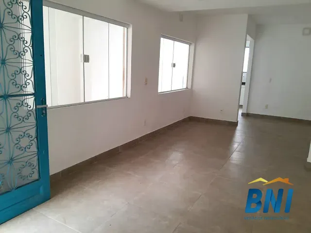 Casa com 110m² 2 quartos e 1 banheiro, para alugar, no bairro Jacarepaguá em Rio de Janeiro