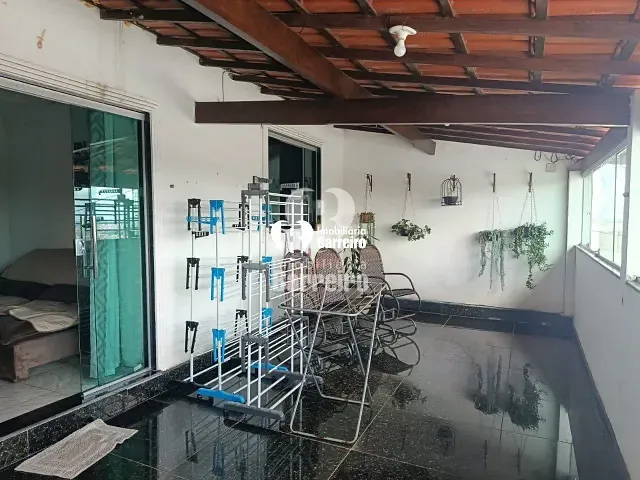 Casa 4 quartos e 4 banheiros, à venda, no bairro Diamante (Barreiro) em Belo Horizonte