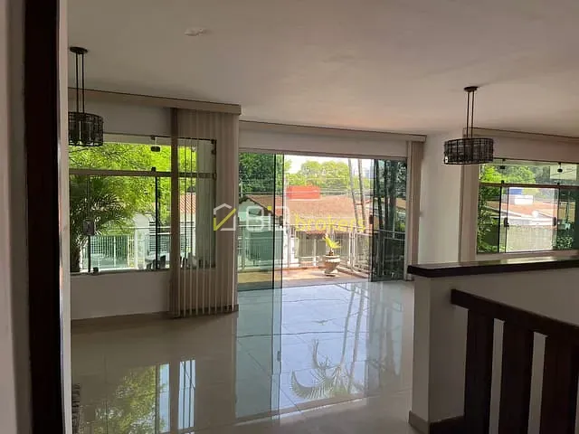 Casa 3 quartos e 3 banheiros, à venda, no bairro Parque Continental em São Paulo