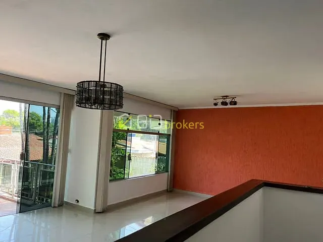Casa 3 quartos e 3 banheiros, à venda, no bairro Parque Continental em São Paulo