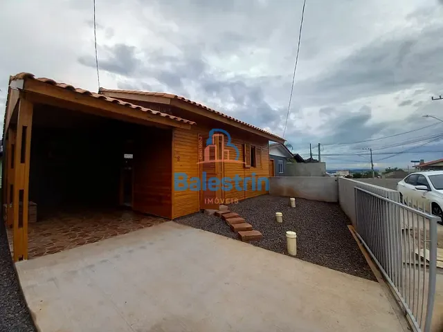 Casa 6 quartos e 3 banheiros, à venda, no bairro Santo Antônio em Fraiburgo