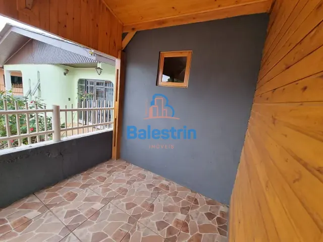 Casa 6 quartos e 3 banheiros, à venda, no bairro Santo Antônio em Fraiburgo