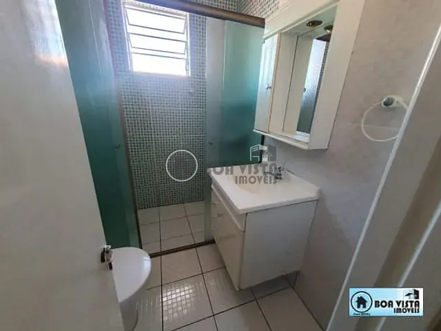 Casa 3 quartos e 2 banheiros, à venda, no bairro Parque Maria Helena em Suzano