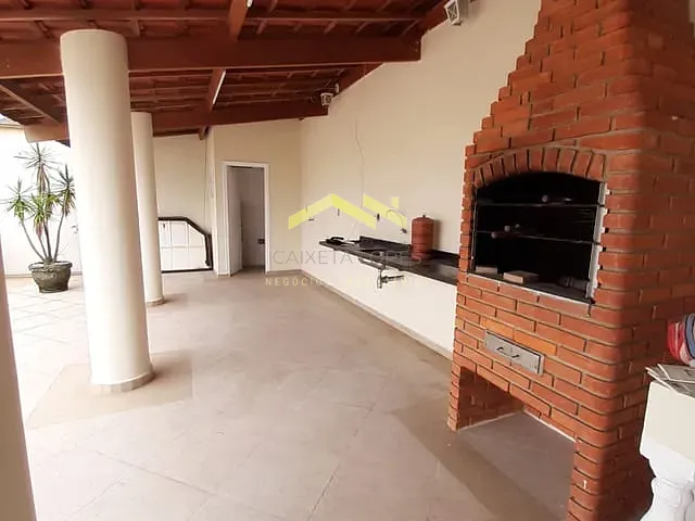 Casa com 270m² 2 quartos e 3 banheiros, à venda, no bairro Jardim Santo Antônio em Santo André