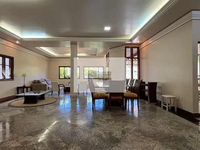 Casa 5 quartos e 9 banheiros, à venda, no bairro São Francisco em Ilhéus
