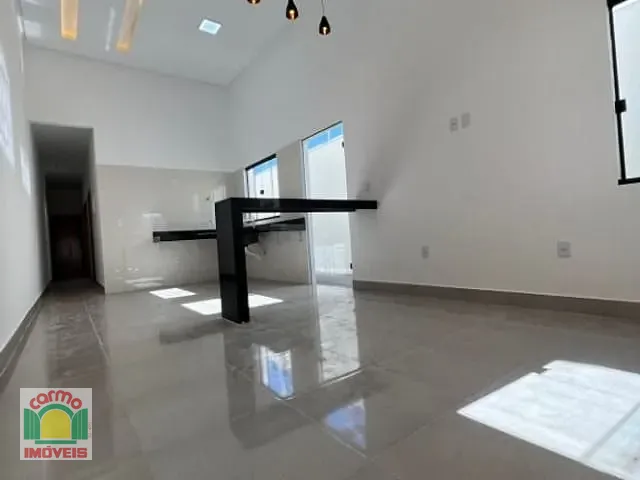 Casa com 150m² 3 quartos e 2 banheiros, à venda, no bairro Jardim Flor de Liz em Anápolis