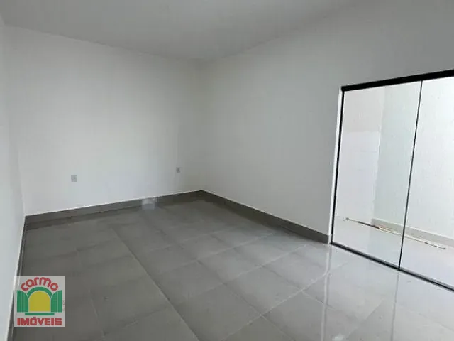 Casa com 150m² 3 quartos e 2 banheiros, à venda, no bairro Jardim Flor de Liz em Anápolis