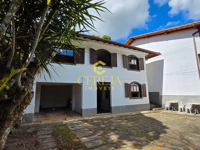 Casa com 760m² 4 quartos e 1 banheiro, à venda, no bairro Braunes em Nova Friburgo