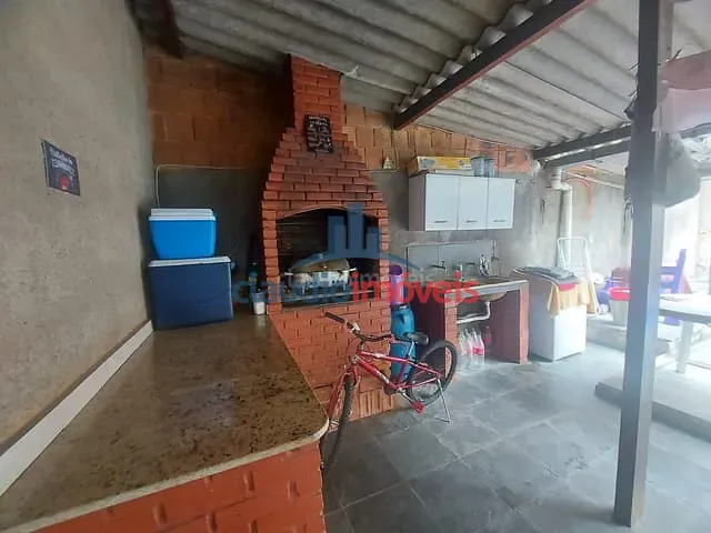 Casa 4 quartos e 2 banheiros, à venda, no bairro Goiabal em Barra Mansa