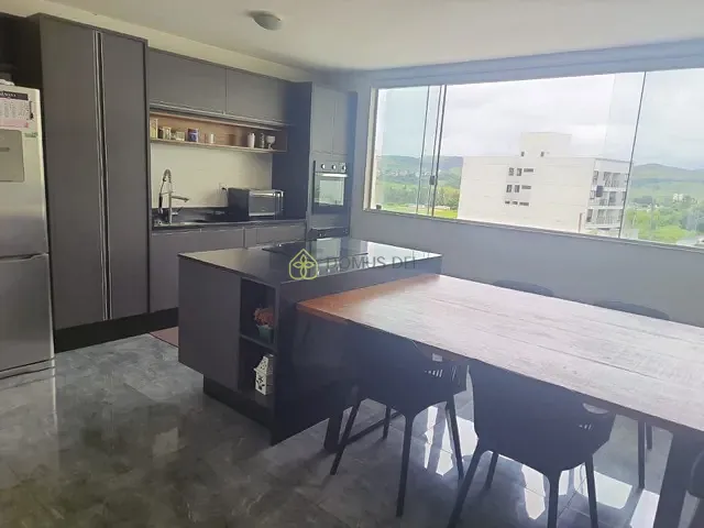 Casa com 220m² 3 quartos e 3 banheiros, à venda, no bairro Jardim Belvedere em Volta Redonda