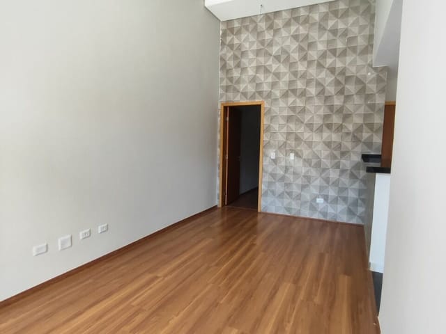 Casa com 125m² 3 quartos e 2 banheiros, à venda, no bairro Jardim Belo Horizonte em Londrina