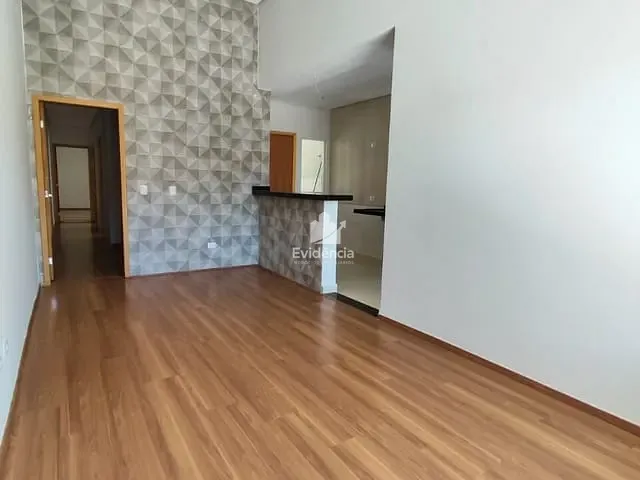 Casa com 125m² 3 quartos e 2 banheiros, à venda, no bairro Jardim Belo Horizonte em Londrina