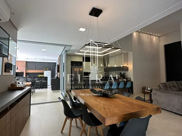 Casa com 450m² 3 quartos e 4 banheiros, à venda, no bairro Chácara Letônia em Americana