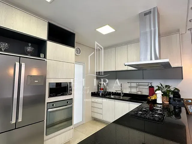 Casa com 450m² 3 quartos e 4 banheiros, à venda, no bairro Chácara Letônia em Americana
