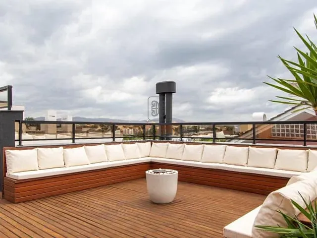 Casa com 800m² 5 quartos e 7 banheiros, à venda, no bairro Jurerê Internacional em Florianópolis
