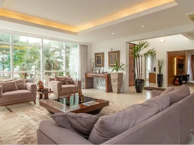 Casa com 800m² 5 quartos e 7 banheiros, à venda, no bairro Jurerê Internacional em Florianópolis