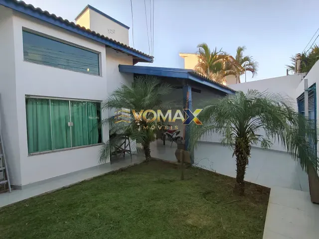 Casa com 300m² 3 quartos e 3 banheiros, à venda, no bairro Vila Nastri em Itapetininga