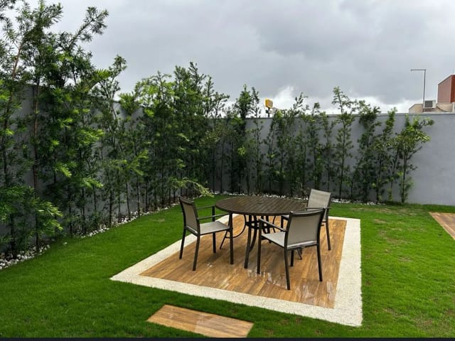 Casa com 650m² 4 quartos e 5 banheiros, à venda, no bairro Jardim Aquarius em São José dos Campos