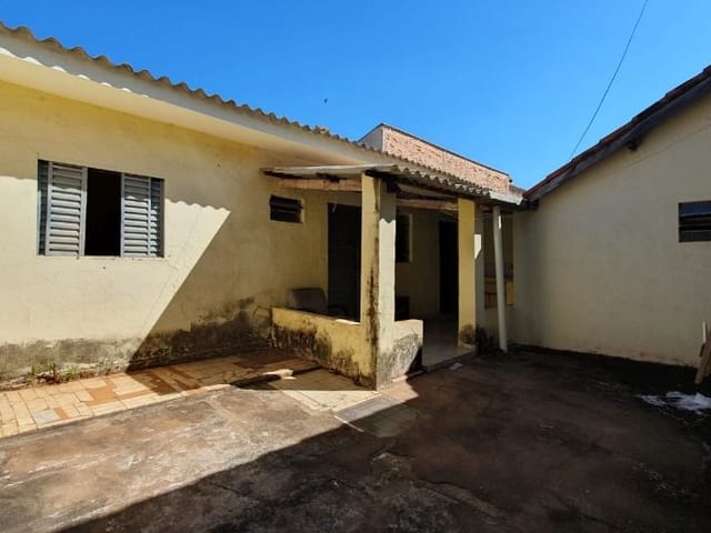 Casa com 90m² 1 quarto e 1 banheiro, para alugar, no bairro Jardim Pinheiros em Birigui