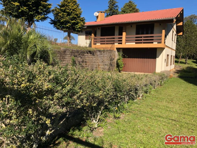 Casa com 200m² 3 quartos e 2 banheiros, à venda, no bairro Retiro em Nova Prata