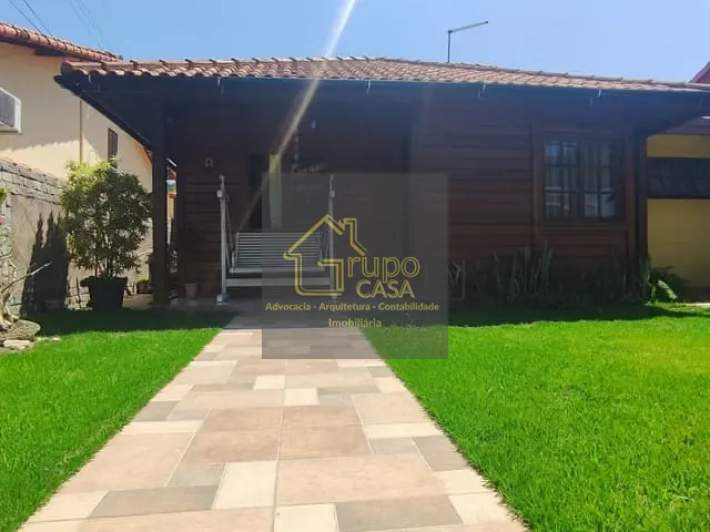 Casa com 360m² 5 quartos e 4 banheiros, à venda, no bairro Ponta Grossa em Maricá