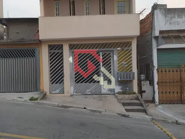 Sobrado 5 quartos e 4 banheiros, à venda, no bairro Vila Magini em Mauá