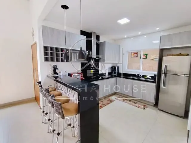 Casa com 200m² 3 quartos e 3 banheiros, à venda, no bairro Jardim Santa Cecília em Bonfim Paulista (Ribeirão Preto)