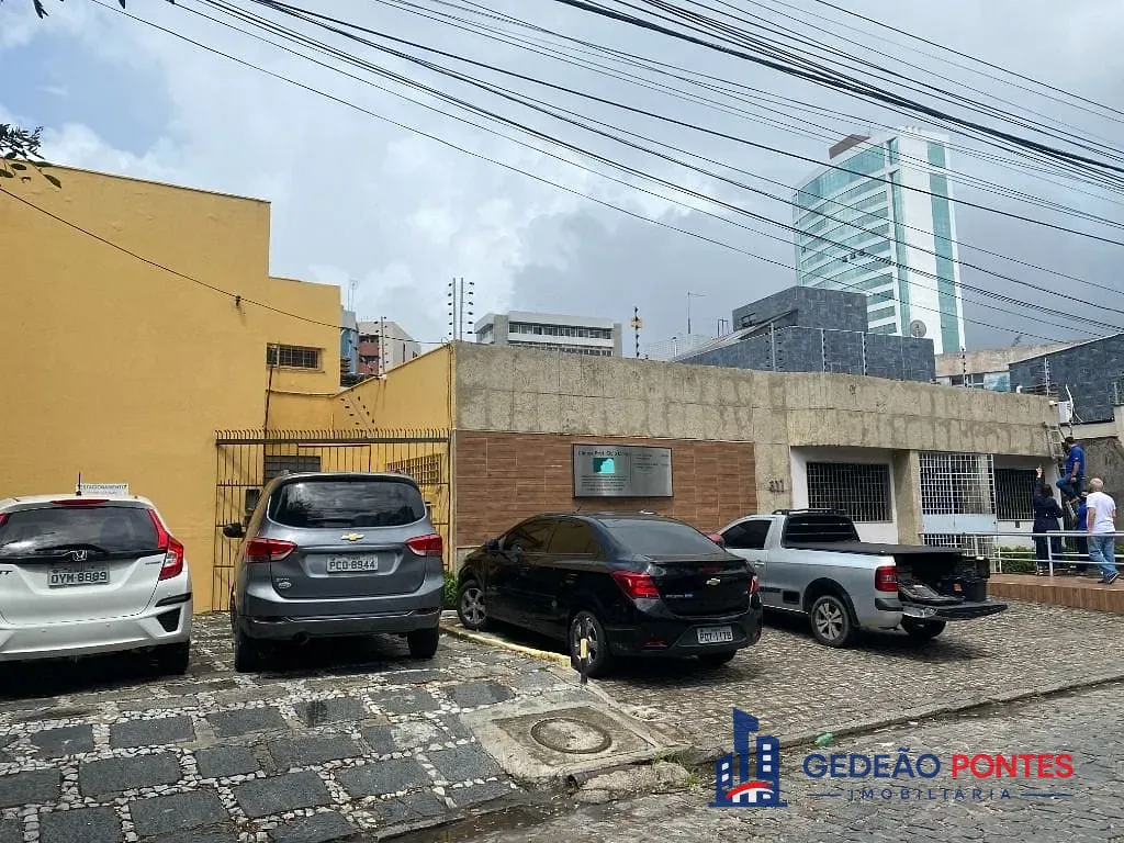 Casa, 1 quarto, 295 m² - Foto 2
