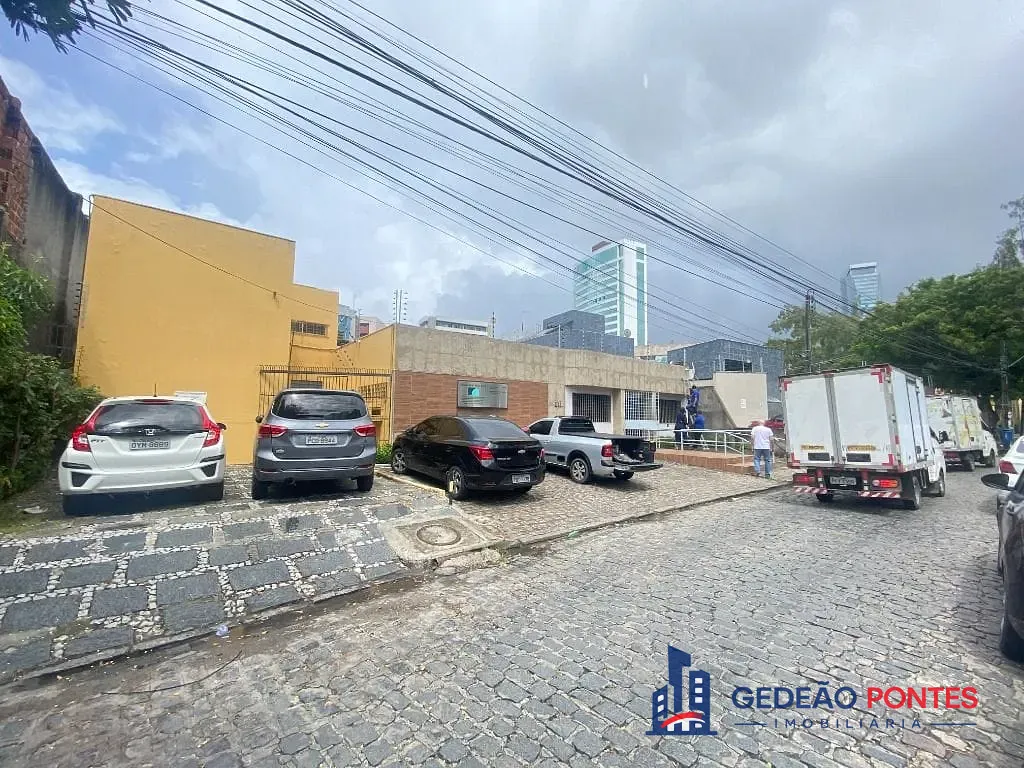 Casa, 1 quarto, 295 m² - Foto 1