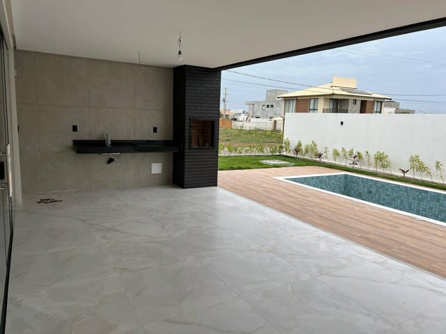 Casa com 535m² 4 quartos e 5 banheiros, à venda, no bairro Centro em Barra dos Coqueiros