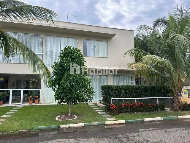 Casa com 550m² 7 quartos e 10 banheiros, à venda, no bairro Guarajuba (Monte Gordo) em Camaçari