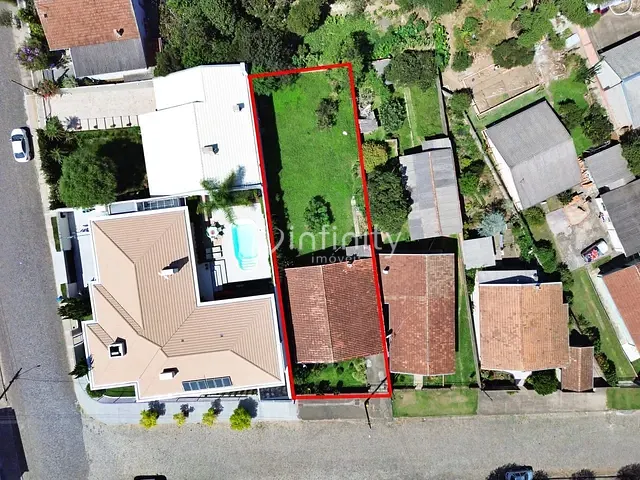 Casa com 573m² 3 quartos e 2 banheiros, à venda, no bairro Alto de Mafra em Mafra