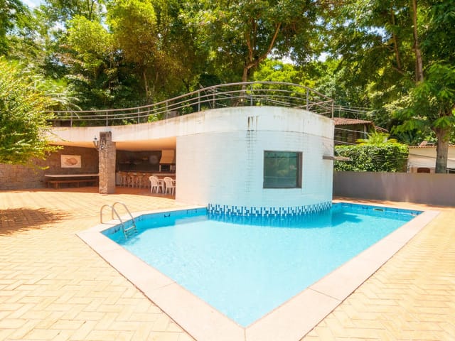 Casa com 1863m² 4 quartos e 7 banheiros, à venda, no bairro Fradinhos em Vitória
