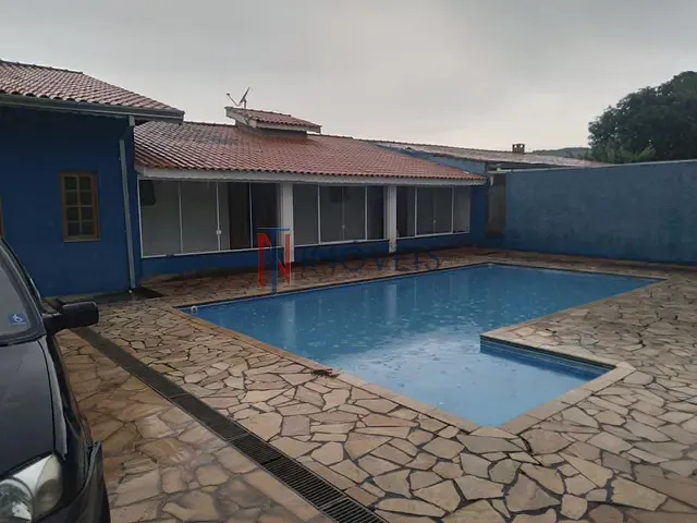 Casa com 1000m² 2 quartos e 4 banheiros, à venda, no bairro Rio Acima em Atibaia