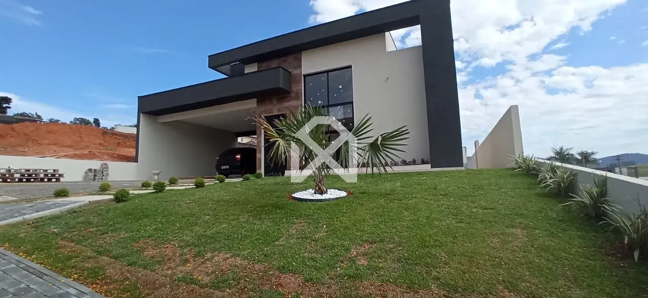 Casa, 3 quartos, 232 m² - Foto 2
