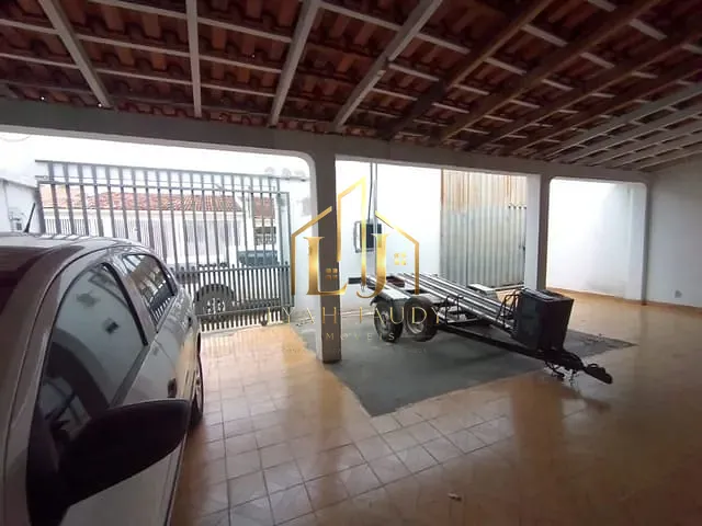 Casa com 300m² 5 quartos e 3 banheiros, à venda, no bairro JARDIM EUROPA em Cuiabá