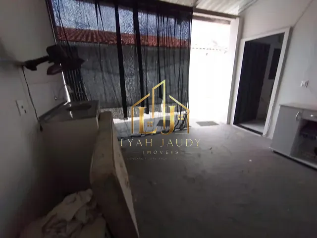 Casa com 300m² 5 quartos e 3 banheiros, à venda, no bairro JARDIM EUROPA em Cuiabá