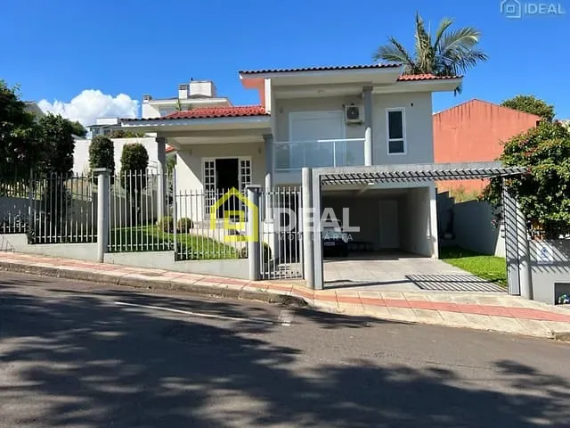 Casa 3 quartos e 4 banheiros, à venda, no bairro Jardim em Concórdia