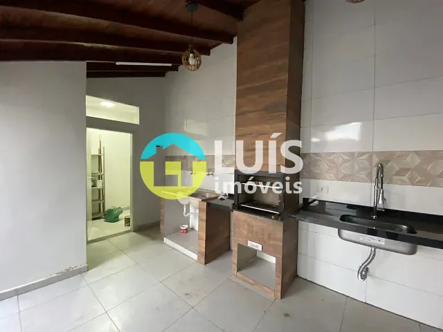 Casa 3 quartos e 2 banheiros, à venda, no bairro PARQUE DO TREVO em Guaranésia